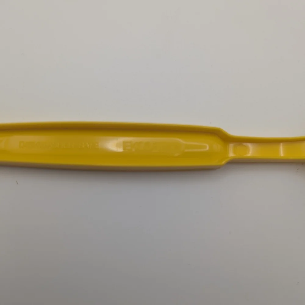 Vintage Ekco Yellow Solid Serving Spoon Made In USA Dishwasher Safe‎